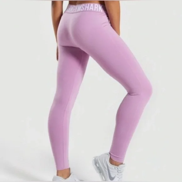 Gymshark Fit Leggings in Pastel Grape/White Size Medium - Picture 1 of 7